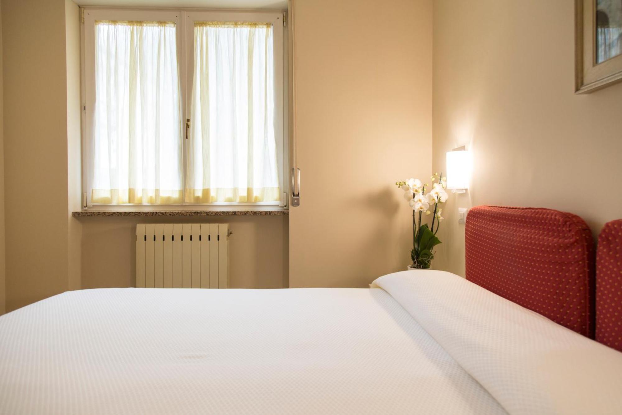 Residence La Madonnina Limone sul Garda Eksteriør bilde